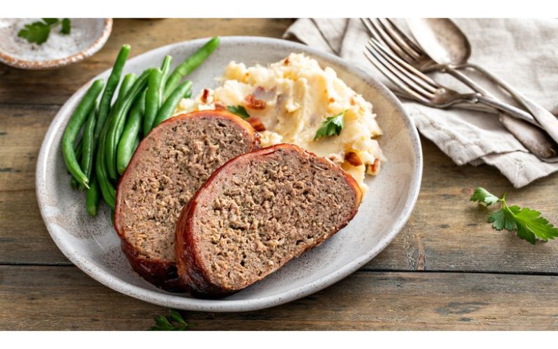 Classic Meatloaf with Mashed Potatoes look